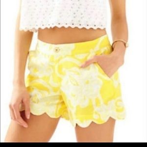 Lilly Pulitzer Yellow and White Women's Shorts